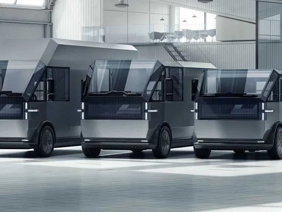 go-for-the-luxury-commercial-vehicles-from-the-best-brand
