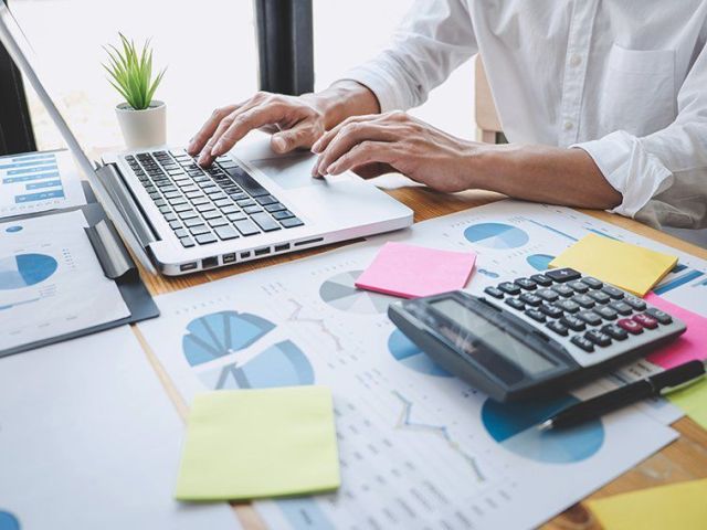 work-with-an-experienced-chartered-accountant-to-strengthen