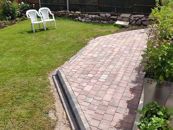 patio-paving-construction-leicester-for-custom-outdoor-designs