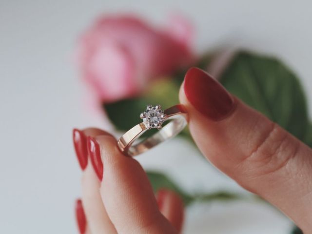 diamond-engagement-rings-set