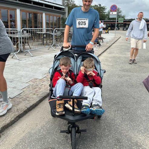 best-double-stroller-for-twins-toddlers-out-n-about-big-0