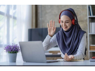 female-quran-teacher-online-learn-with-expert-tutors-small-0