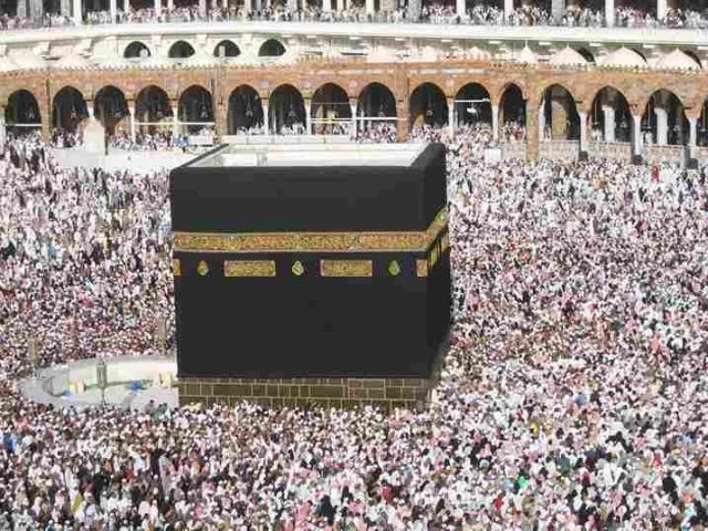 explore-hajj-packages-sacred-journey-with-care