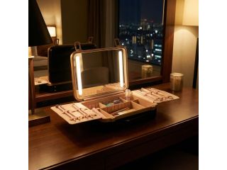 beauty-case-with-light-up-mirror-small-0