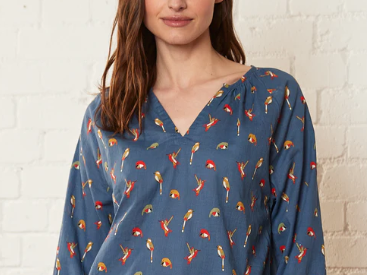 modern-comfort-with-a-boxy-linen-top