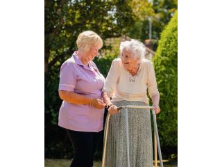 private-live-in-care-jobs-reading-small-0