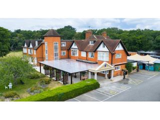 country-house-hotel-in-burnham-taplow-grovefield-house-hotel-small-0