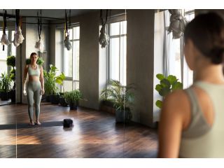 buy-acrylic-gym-mirrors-cut-to-size-safe-durable-small-0