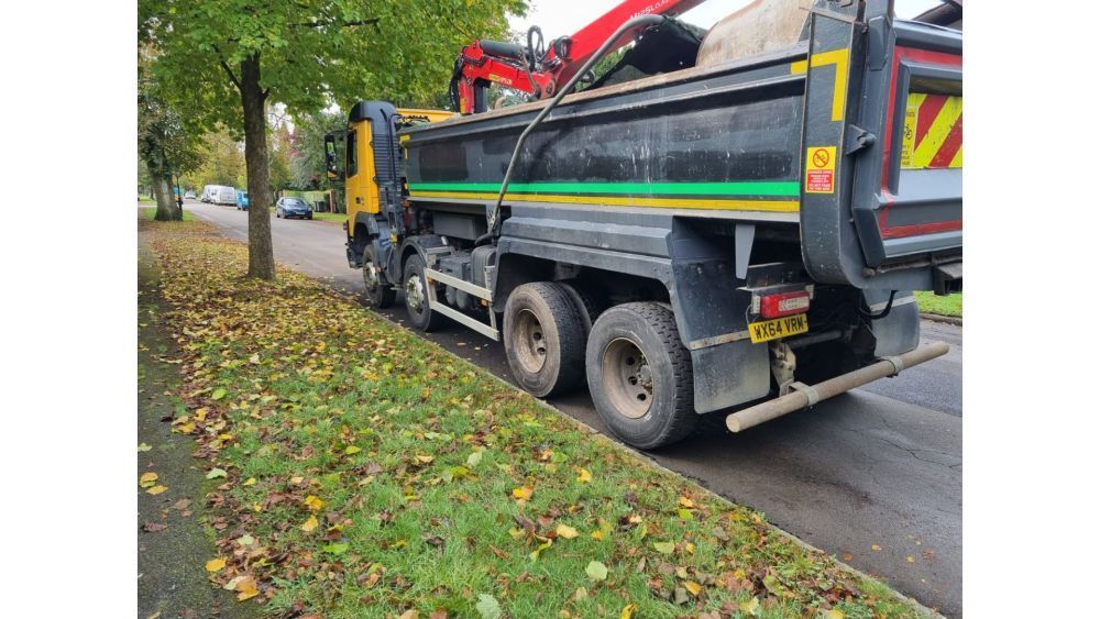 looking-for-fast-and-reliable-muckaway-in-crawley-big-0