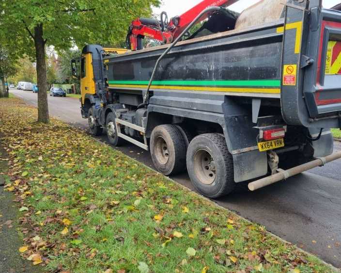 looking-for-fast-and-reliable-muckaway-in-crawley