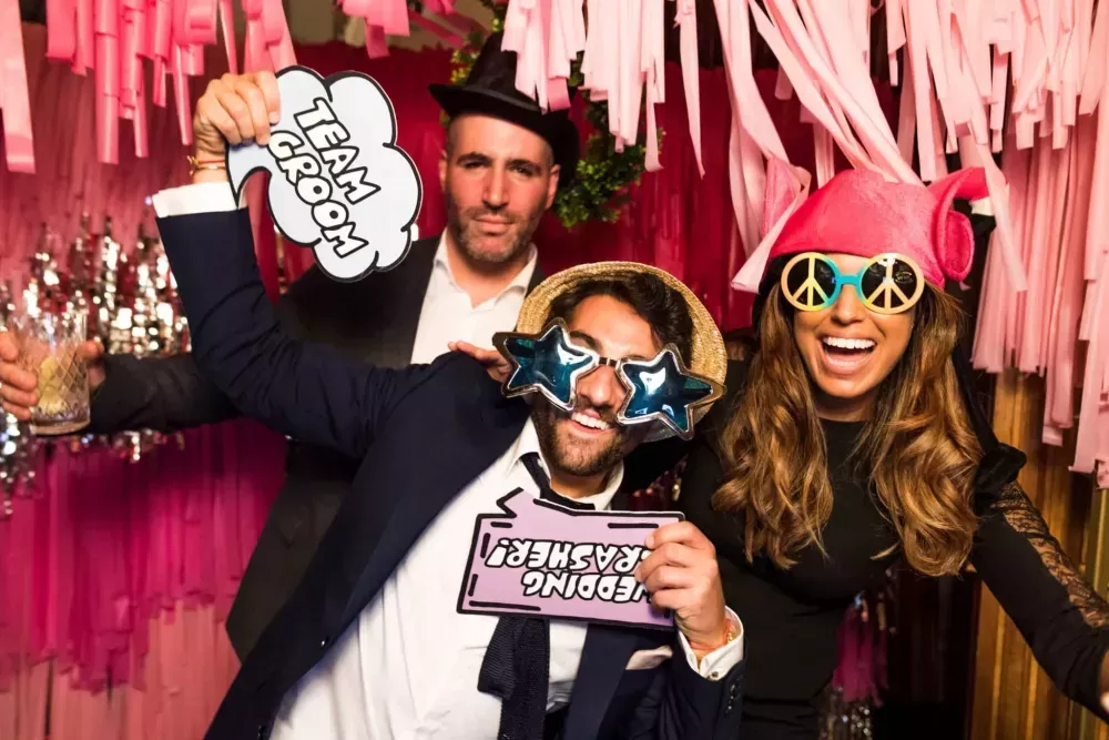 wedding-photo-booth-london-big-0