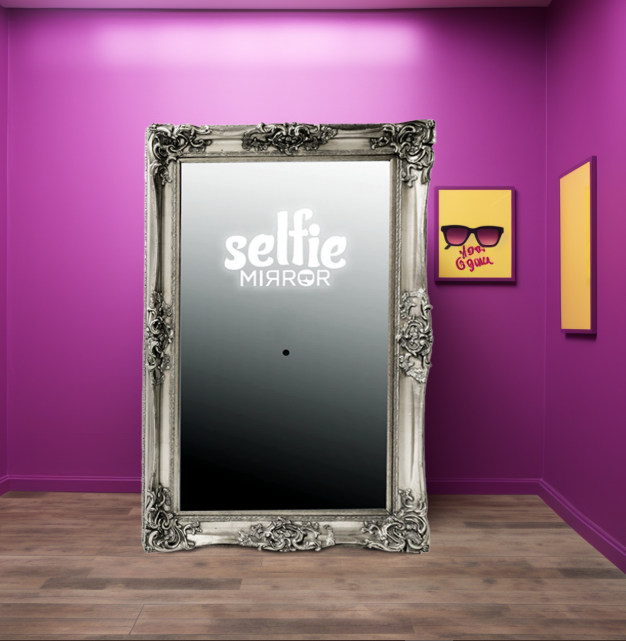 modern-selfie-booth-vending-for-passive-revenue-big-0