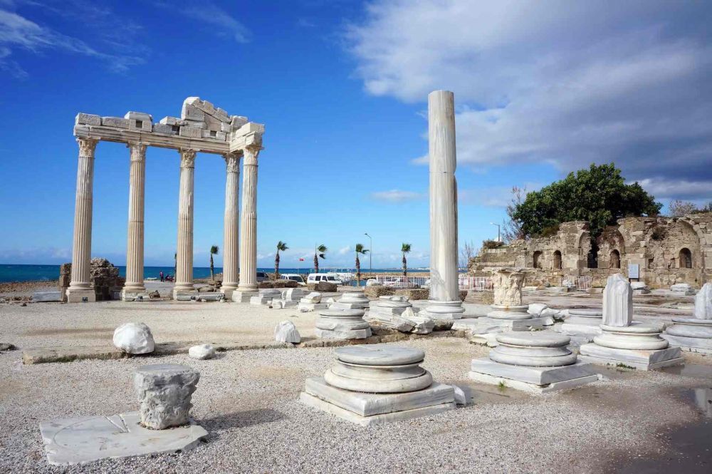 antalya-holidays-coastal-escapes-with-comfort-and-easy-travel-big-0