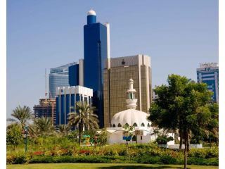 explore-abu-dhabi-holidays-culture-comfort-and-easy-travel-small-2