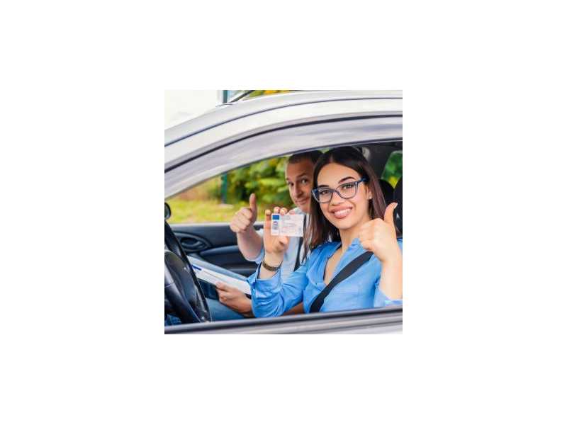 expert-manual-driving-lessons-in-birmingham-today-small-0