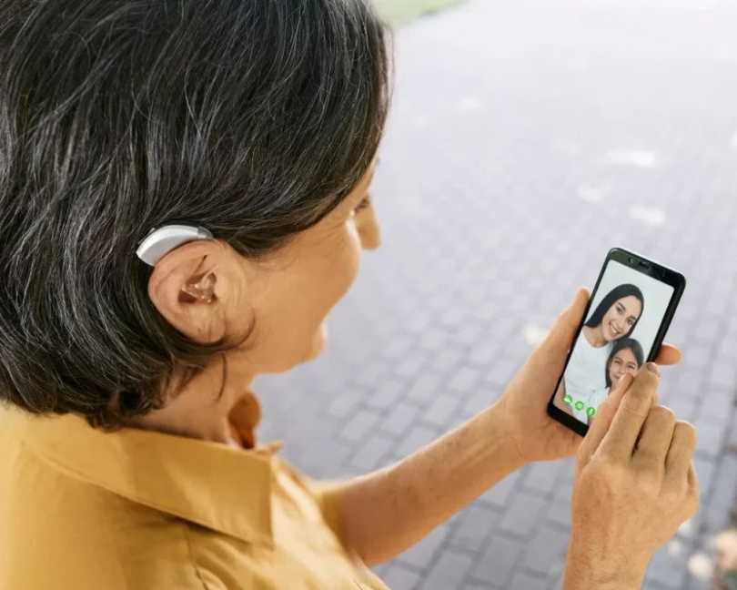 behind-the-scenes-of-modern-hearing-aid-technology