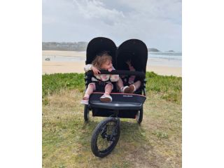 best-running-buggy-for-active-parents-smooth-all-terrain-small-1