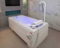assisted-bath-for-seniors-and-disabled-eamobility-big-1