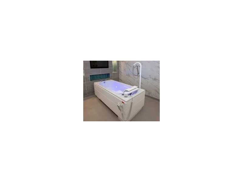 assisted-bath-for-seniors-and-disabled-eamobility-small-1
