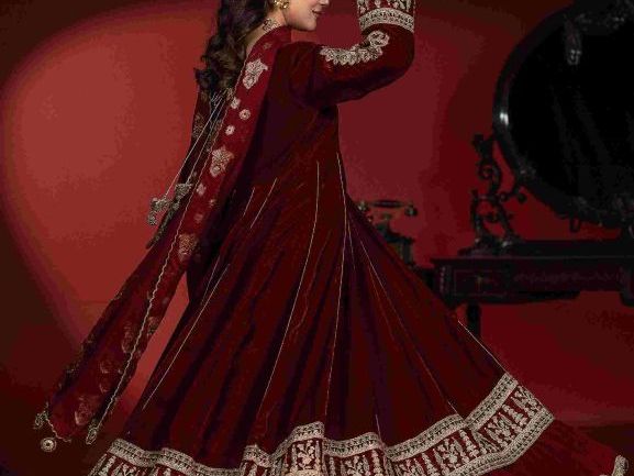 shop-pakistani-dresses-online-uk-designer-wear-by-rang-jah
