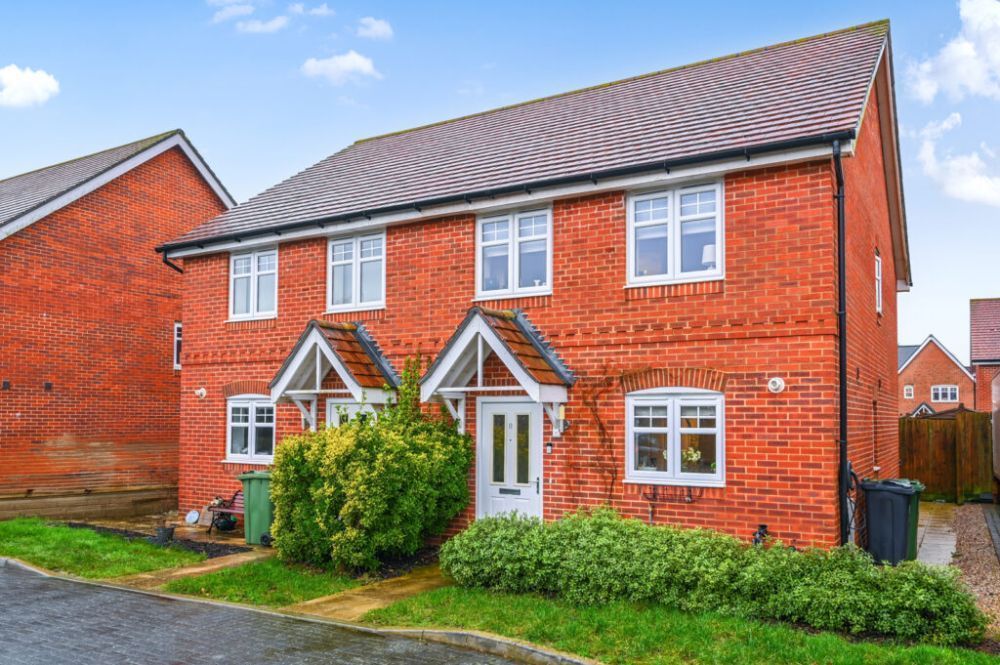 charles-century-is-a-trusted-property-experts-serving-crowborough-big-2