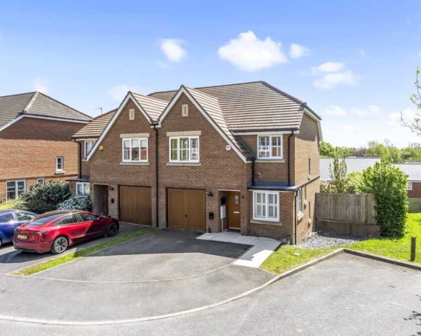 charles-century-is-a-trusted-property-experts-serving-crowborough