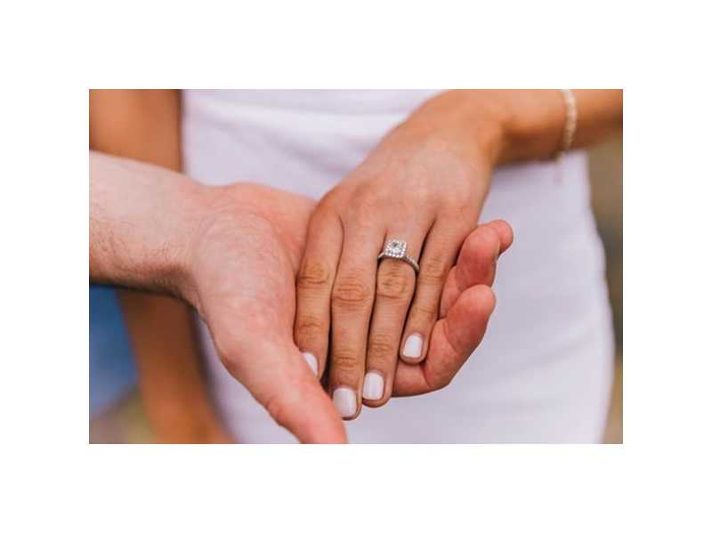 sparkling-asscher-cut-diamond-ring-for-engagements-small-0