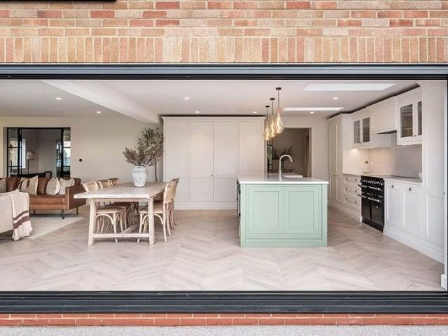 premium-natural-stone-kitchen-worktops-in-london