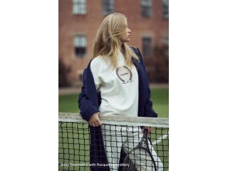 courtclub-premium-tennis-apparel-luxury-sportswear-small-2