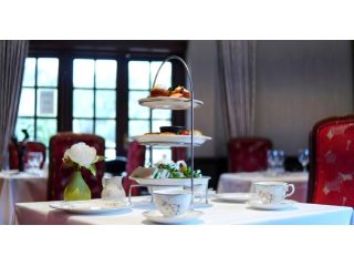 experience-the-best-afternoon-tea-in-buckinghamshire-01628-602131-small-0