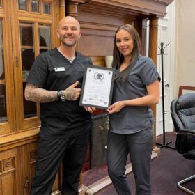 professional-scalp-micropigmentation-training-skulltec-big-0