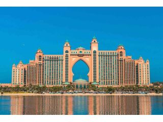 discover-dubai-holidays-and-enjoy-luxury-city-escapes-small-2