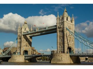 professional-guided-tours-in-london-essex-chigwell-tours-small-0
