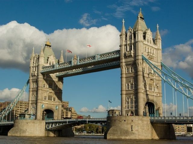 london-city-essex-countryside-tour-packages-chigwell-tours