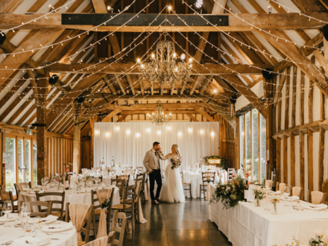 the-threshing-barn-wedding-venue-in-west-sussex