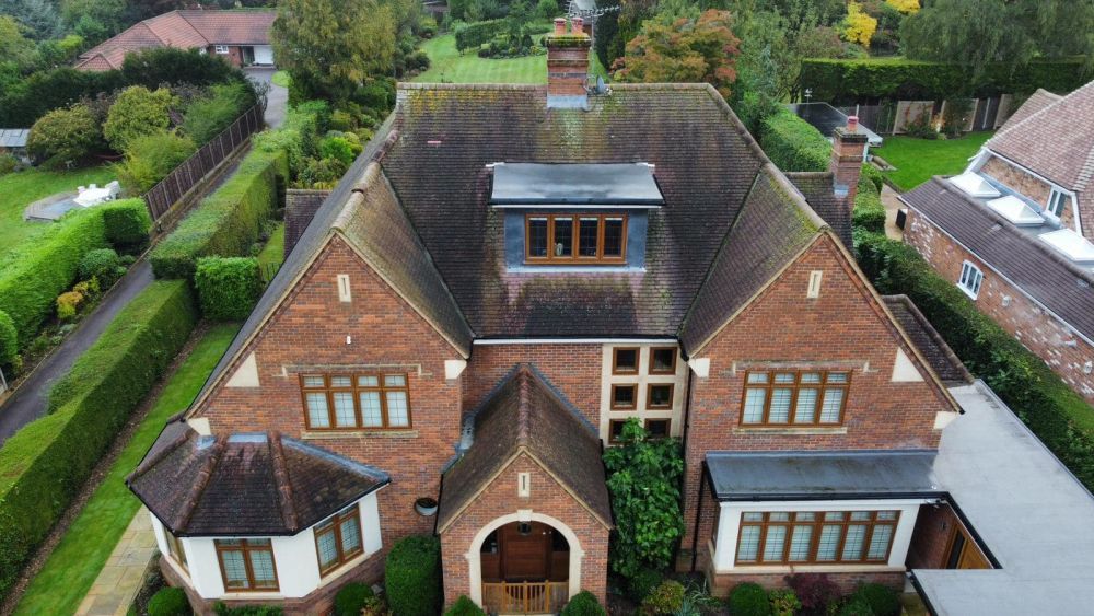 roof-cleaning-in-beaconsfield-big-0