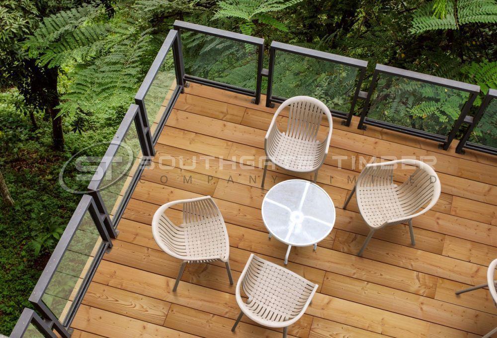 thermory-26x185mm-spruce-decking-boards-d4-sg2-available-big-0