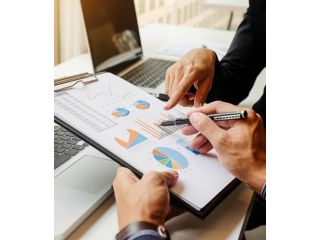 qualified-accountants-professional-financial-advisor-small-0