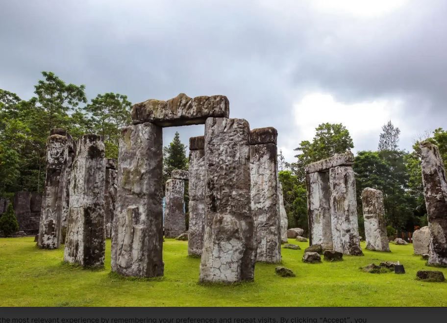tours-to-stonehenge-big-0