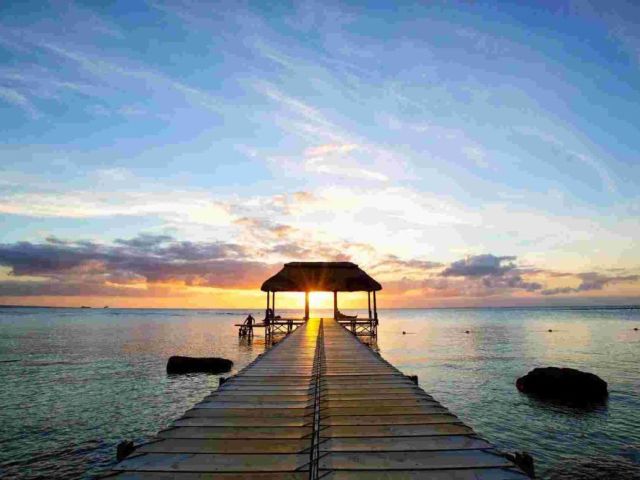 explore-maldives-holidays-for-tropical-luxury-escapes