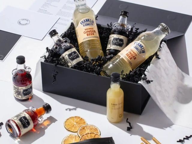 surprise-someone-with-a-premium-rum-gift-set