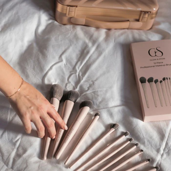 pink-makeup-brushes-luxury-beauty-brushes-for-daily-use-big-0