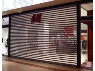 transparent-polycarbonate-roller-shutter-small-0