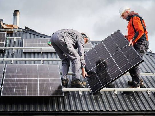 stop-losing-money-on-expensive-energy-bills-install-solar-today