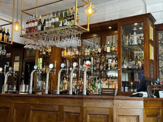 best-indian-pub-london