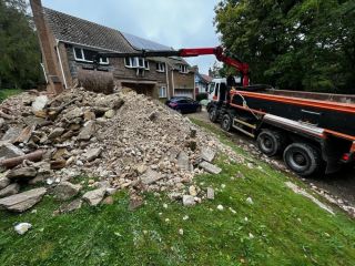 what-is-the-best-grab-hire-service-in-east-grinstead-small-0