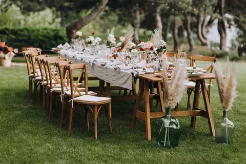 elegant-wedding-table-cloth-hire-for-your-special-day-big-0