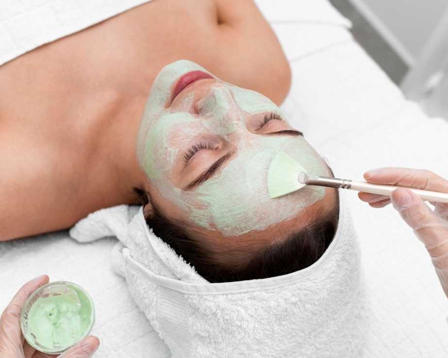 book-herbal-green-peel-treatment-in-kentish-town