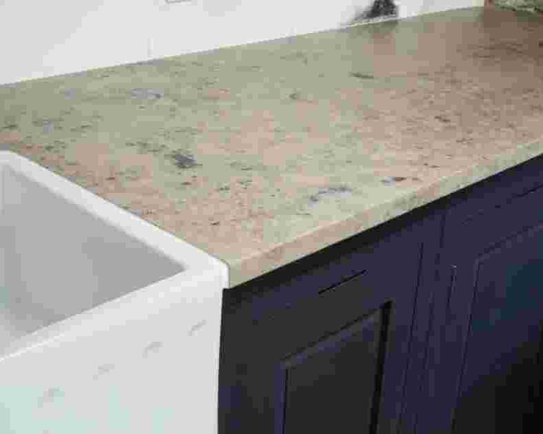 high-quality-limestone-worktop-solutions-for-homes-businesses