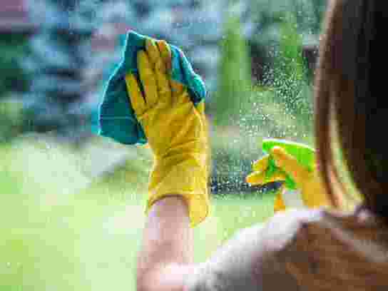 most-reliable-storefront-window-cleaning-services